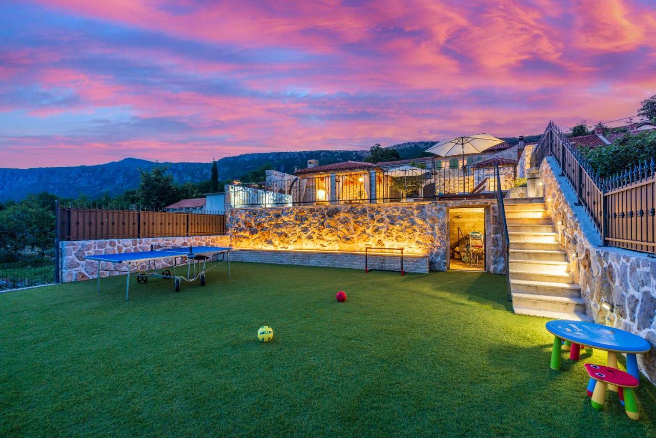 Stone Villa Mavric Grizane-Belgrad ภายนอก รูปภาพ