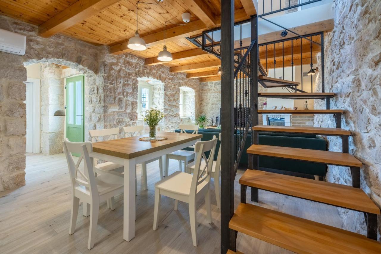 Stone Villa Mavric Grizane-Belgrad ภายนอก รูปภาพ