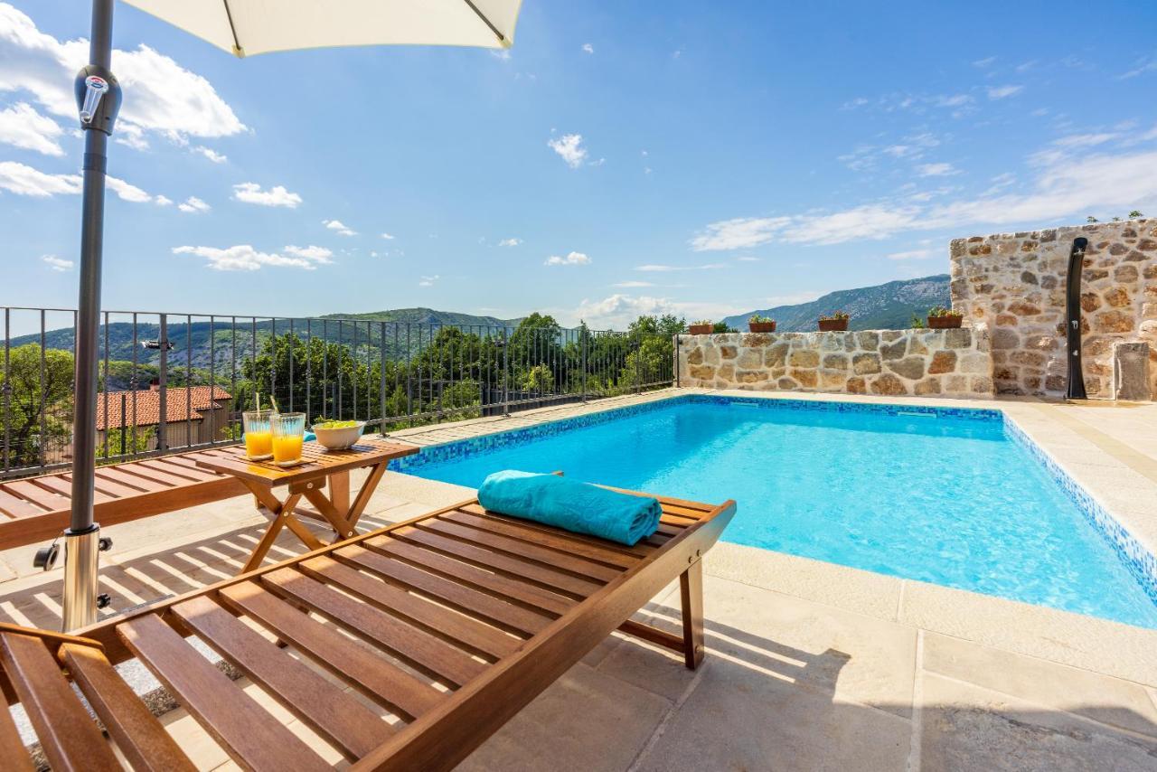 Stone Villa Mavric Grizane-Belgrad ภายนอก รูปภาพ