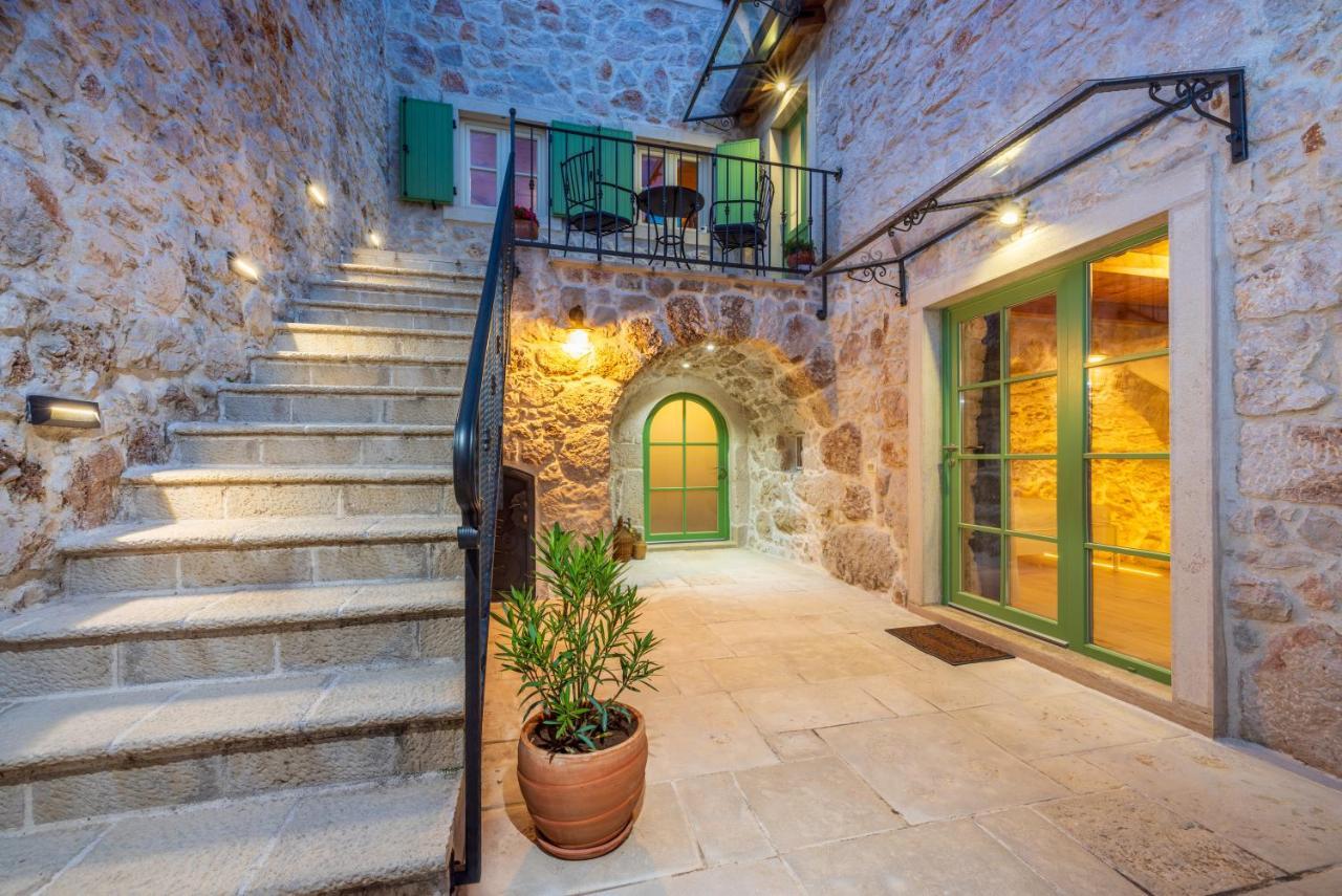 Stone Villa Mavric Grizane-Belgrad ภายนอก รูปภาพ