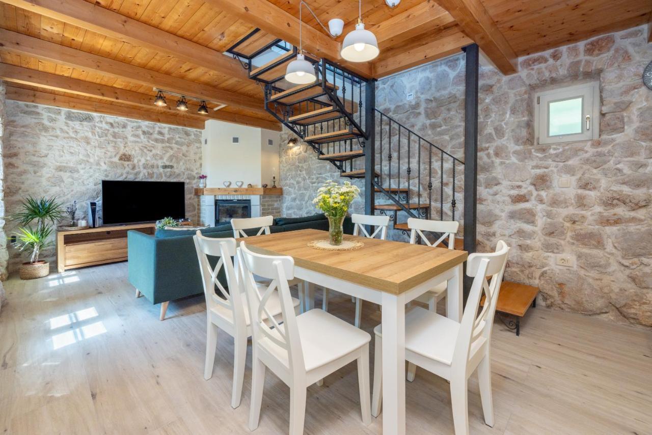 Stone Villa Mavric Grizane-Belgrad ภายนอก รูปภาพ