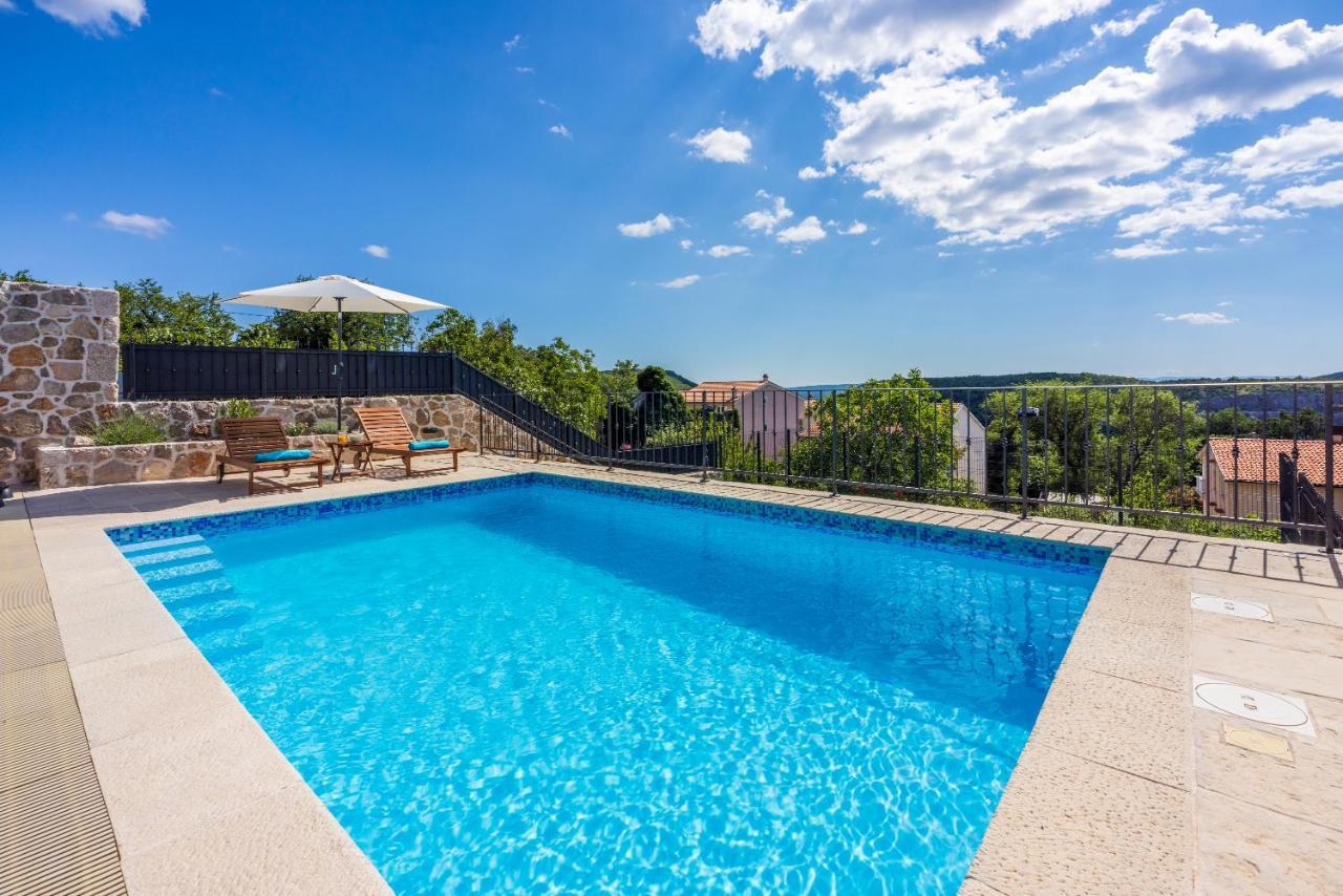 Stone Villa Mavric Grizane-Belgrad ภายนอก รูปภาพ