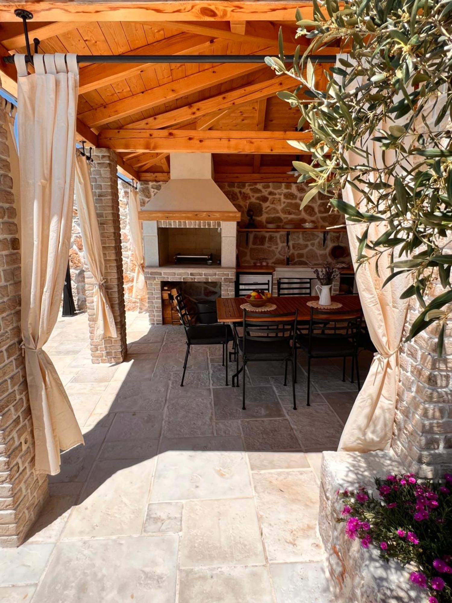 Stone Villa Mavric Grizane-Belgrad ภายนอก รูปภาพ