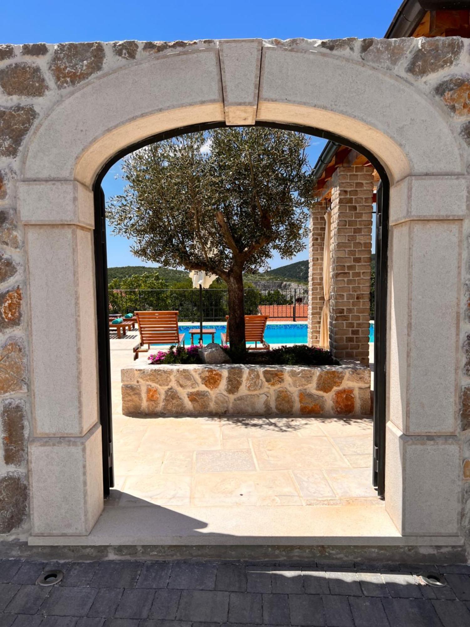 Stone Villa Mavric Grizane-Belgrad ภายนอก รูปภาพ